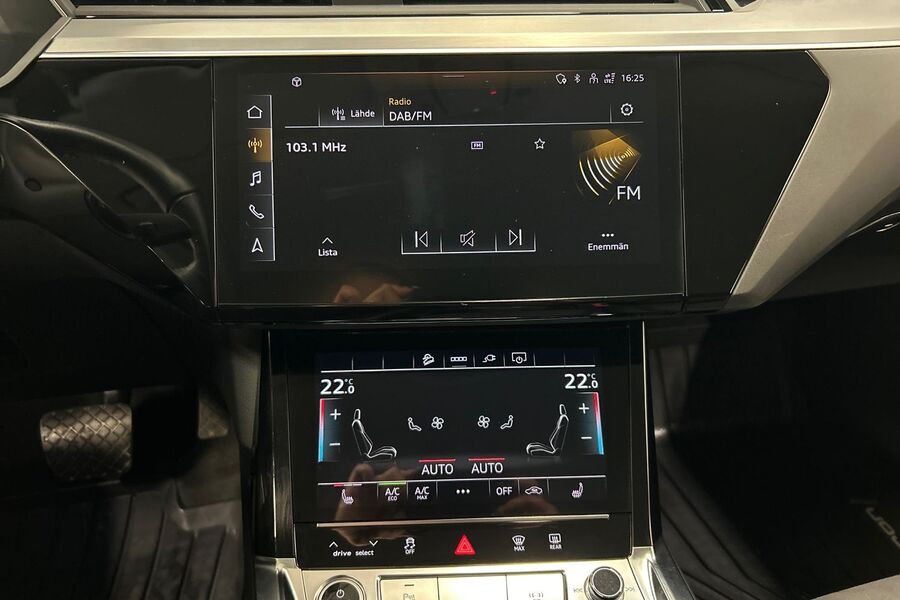 Audi e-tron vaihtoauto