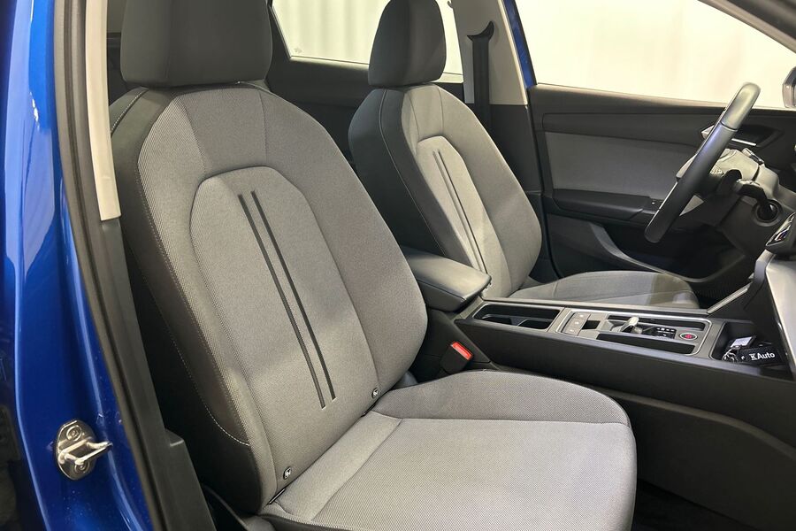 SEAT Leon Sportstourer vaihtoauto