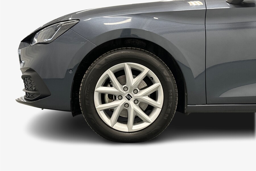 SEAT Leon Sportstourer vaihtoauto