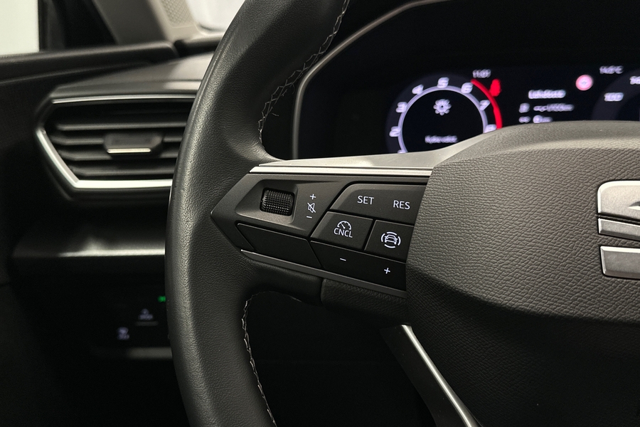 SEAT Leon Sportstourer vaihtoauto