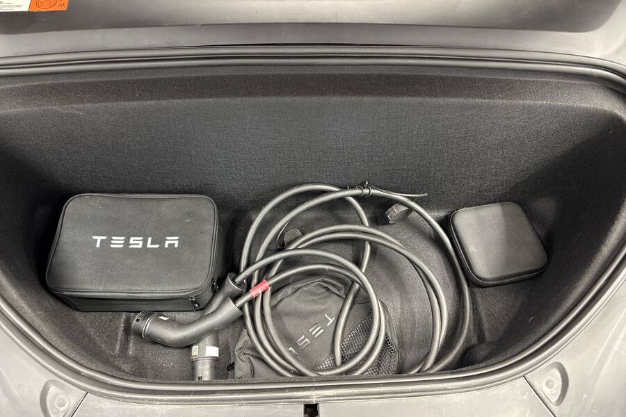 Tesla Model X vaihtoauto