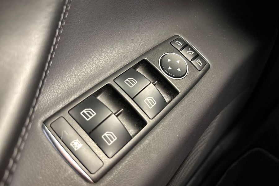 Tesla Model X vaihtoauto