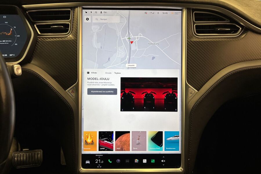 Tesla Model X vaihtoauto