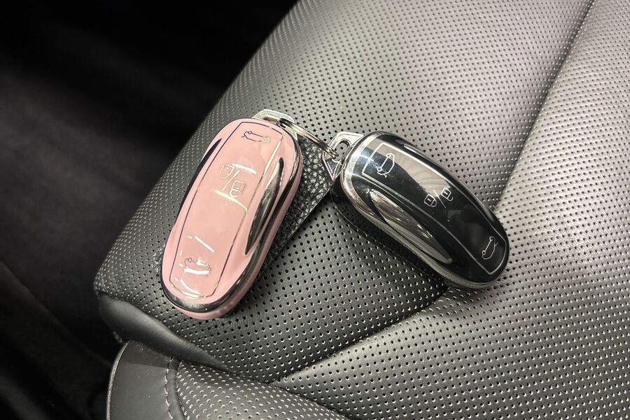 Tesla Model X vaihtoauto