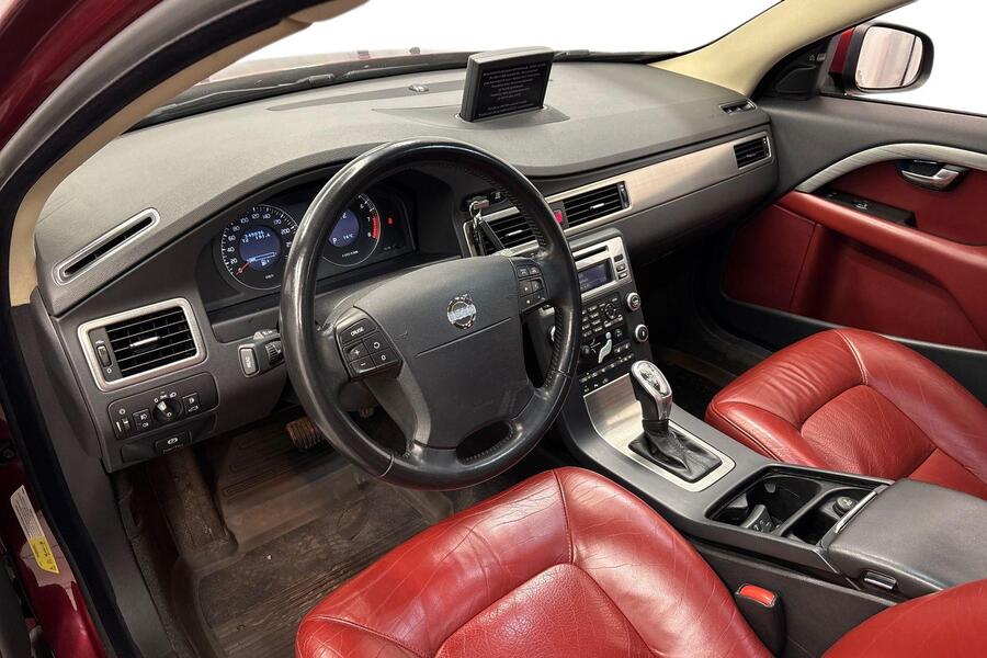 Volvo V70 vaihtoauto