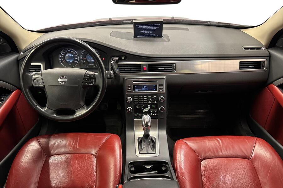 Volvo V70 vaihtoauto