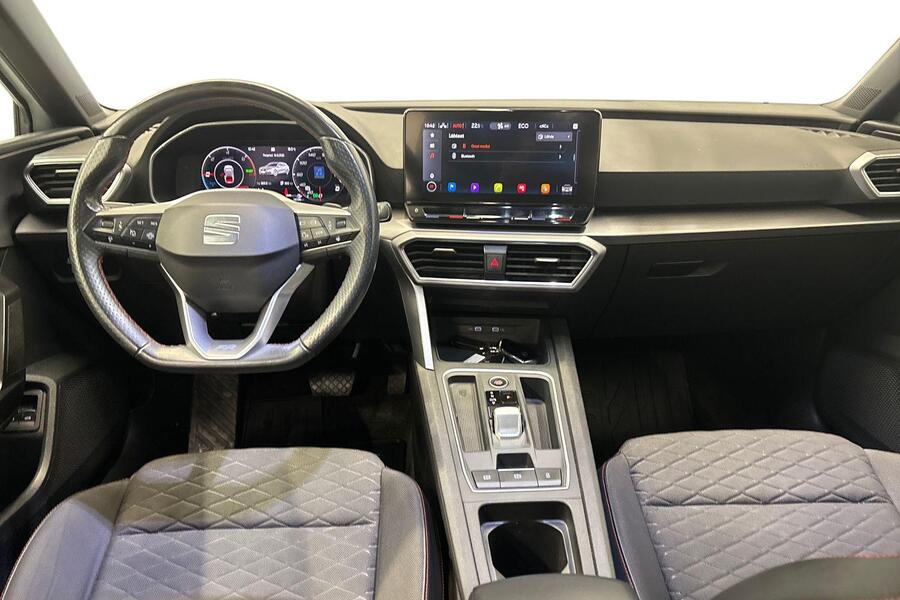 SEAT Leon Sportstourer vaihtoauto