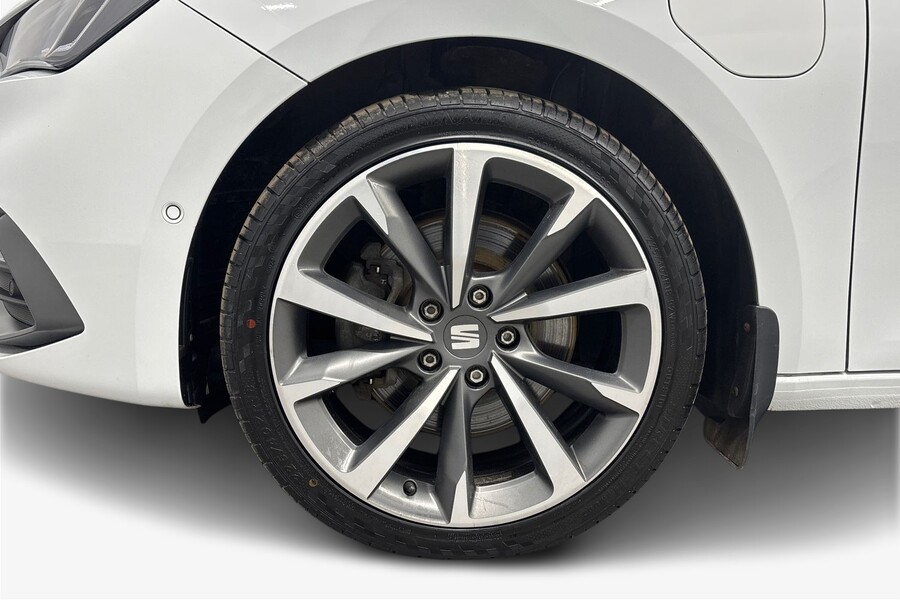 SEAT Leon Sportstourer vaihtoauto