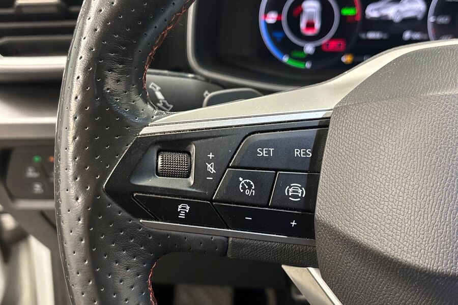 SEAT Leon Sportstourer vaihtoauto