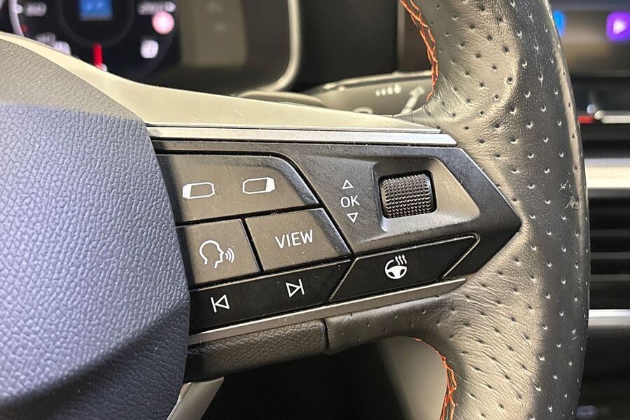 SEAT Leon Sportstourer vaihtoauto