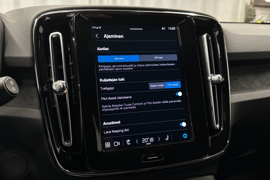 Volvo XC40 vaihtoauto