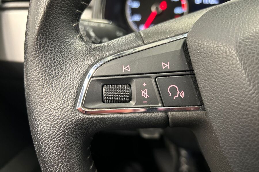 SEAT Ibiza vaihtoauto