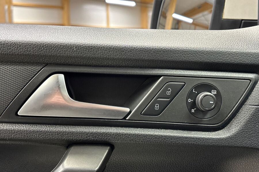 Volkswagen Caddy Maxi vaihtoauto