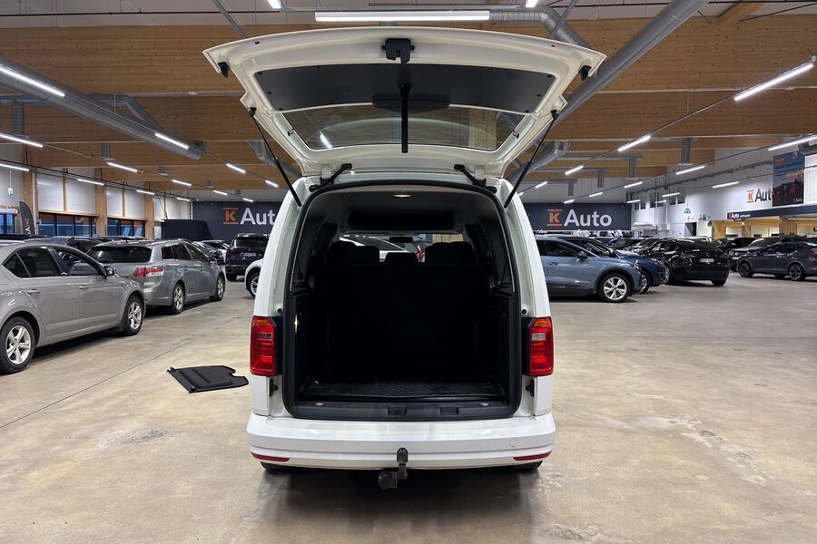 Volkswagen Caddy Maxi vaihtoauto