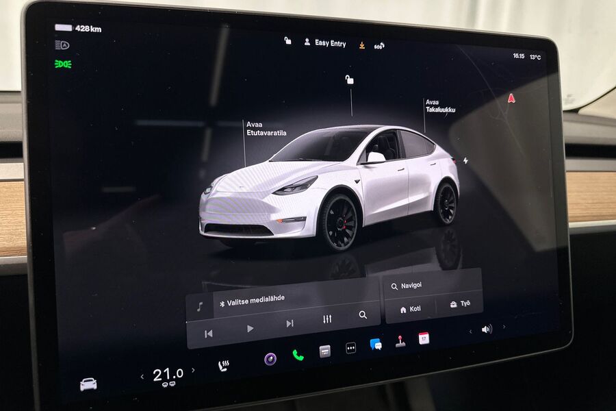 Tesla Model Y vaihtoauto