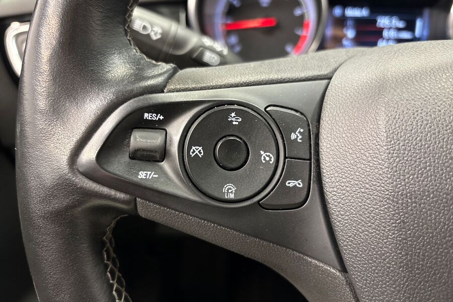 Opel Astra vaihtoauto