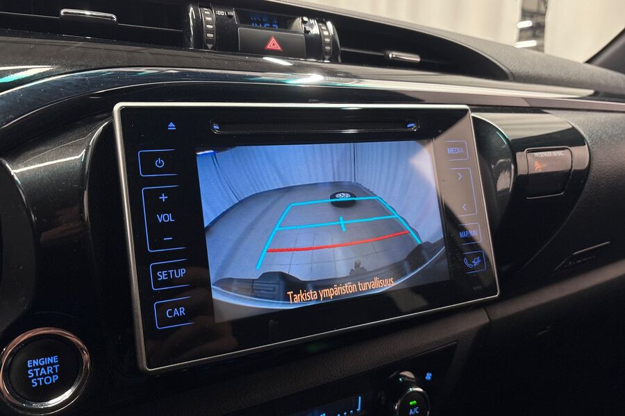 Toyota Hilux vaihtoauto