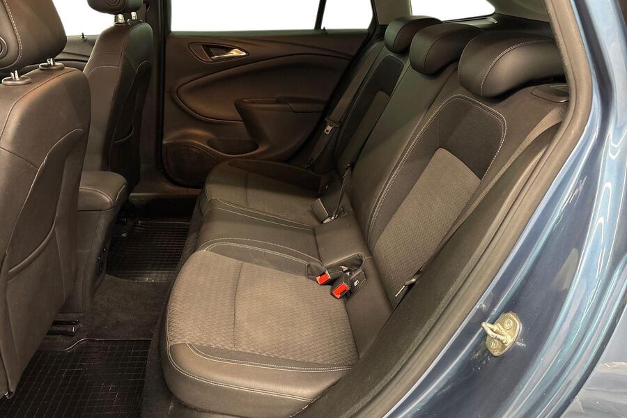 Opel Astra vaihtoauto