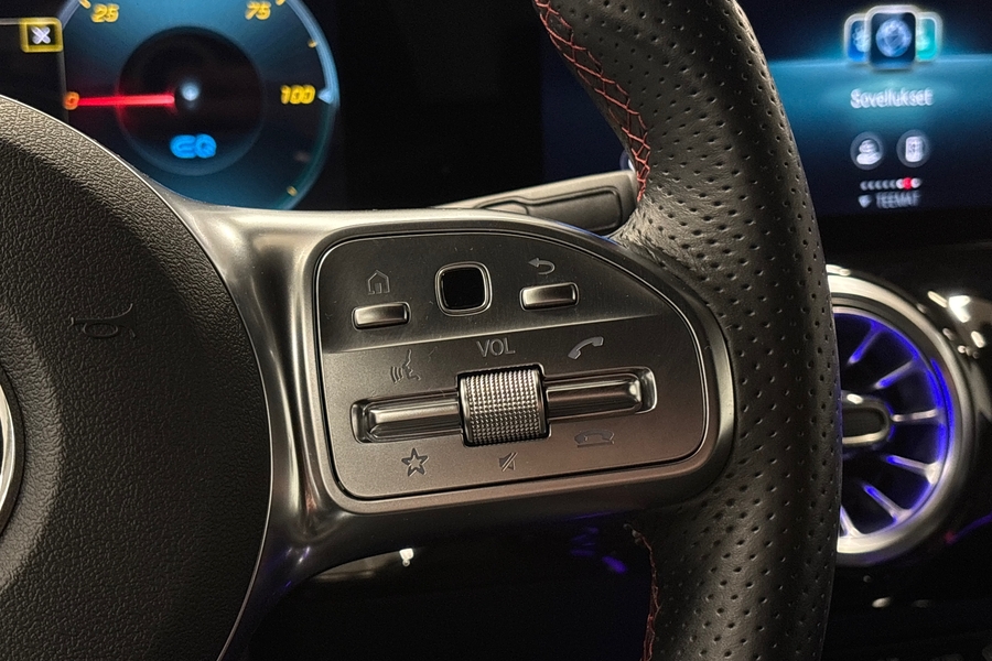 Mercedes-Benz EQA vaihtoauto