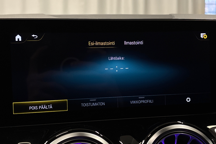 Mercedes-Benz EQA vaihtoauto