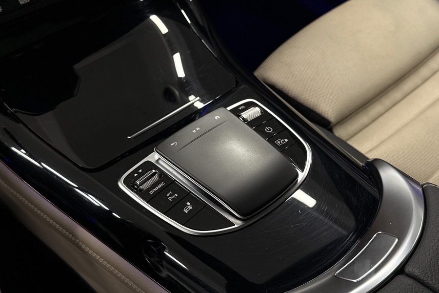 Mercedes-Benz EQC vaihtoauto