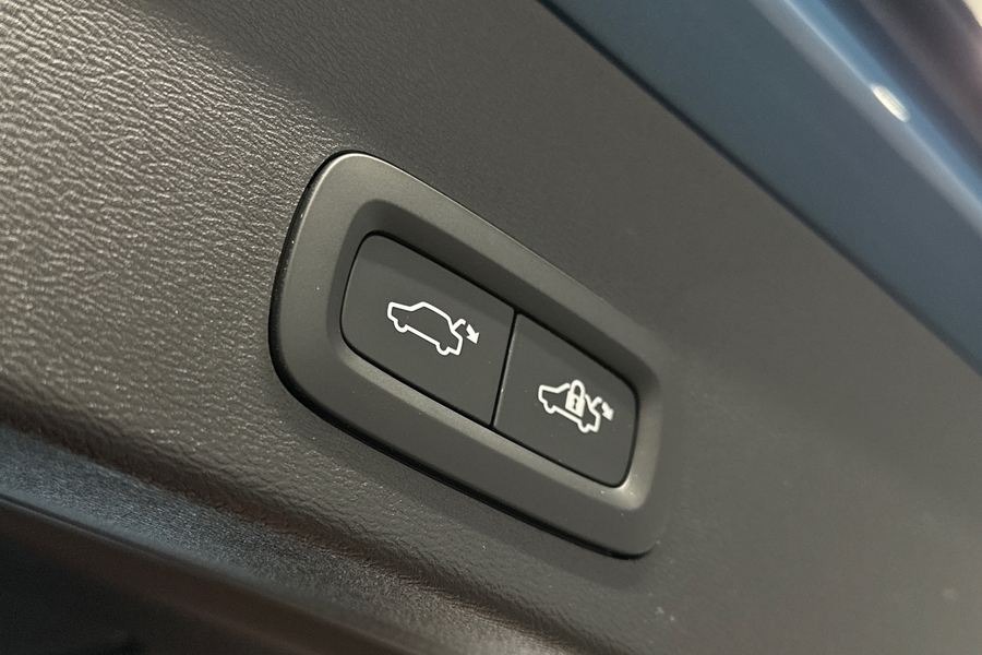 Volvo EX40 vaihtoauto