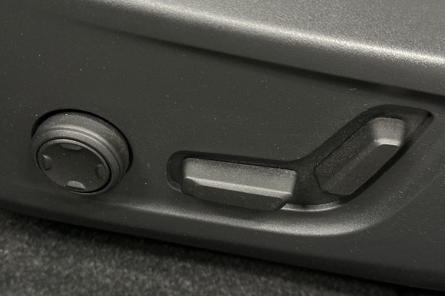 Volvo EX40 vaihtoauto