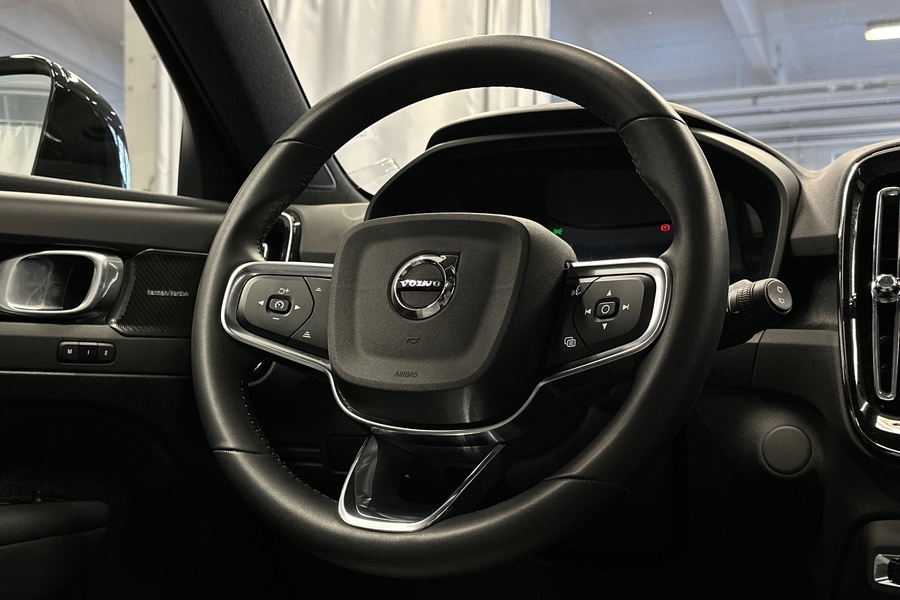 Volvo EX40 vaihtoauto