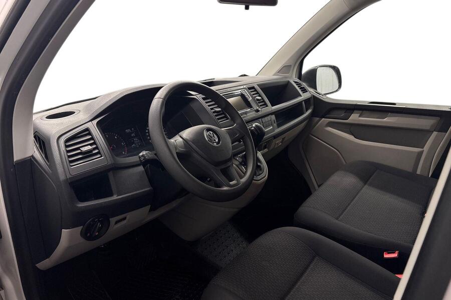 Volkswagen Caravelle vaihtoauto