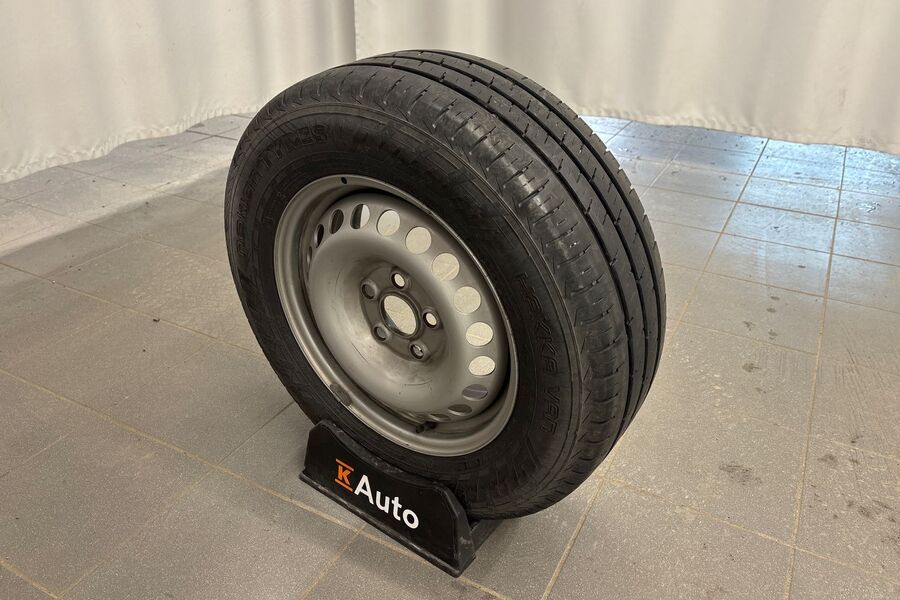 Volkswagen Caravelle vaihtoauto