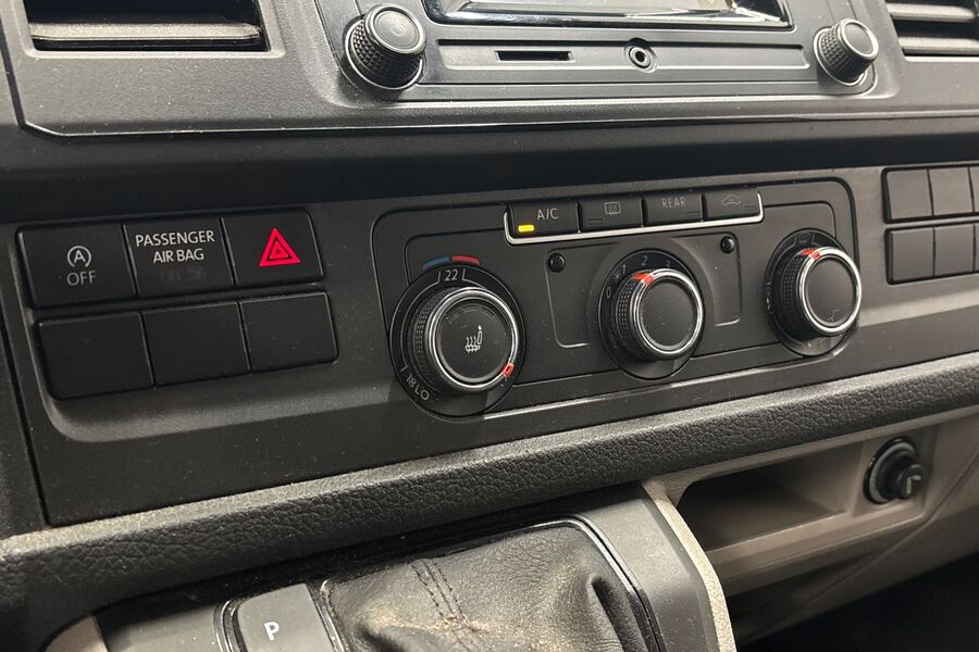 Volkswagen Caravelle vaihtoauto