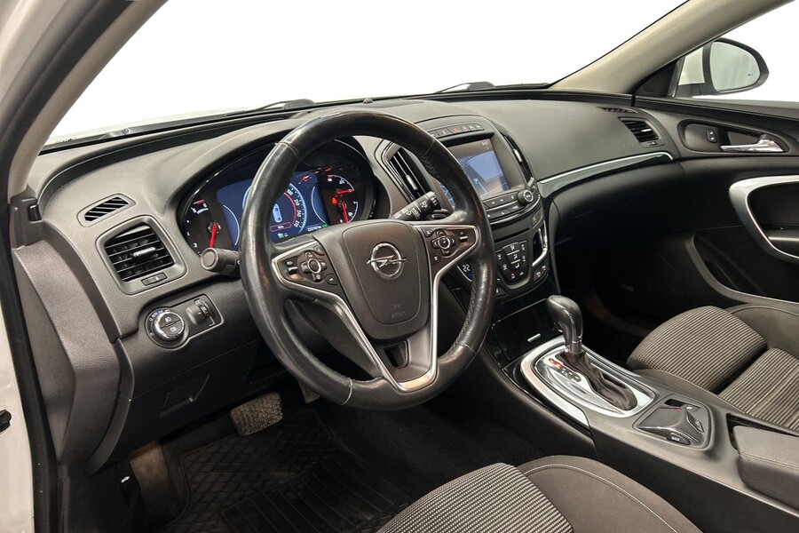 Opel Insignia vaihtoauto