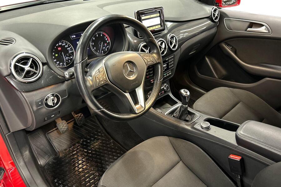 Mercedes-Benz B vaihtoauto