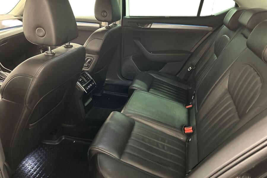 Skoda Superb vaihtoauto