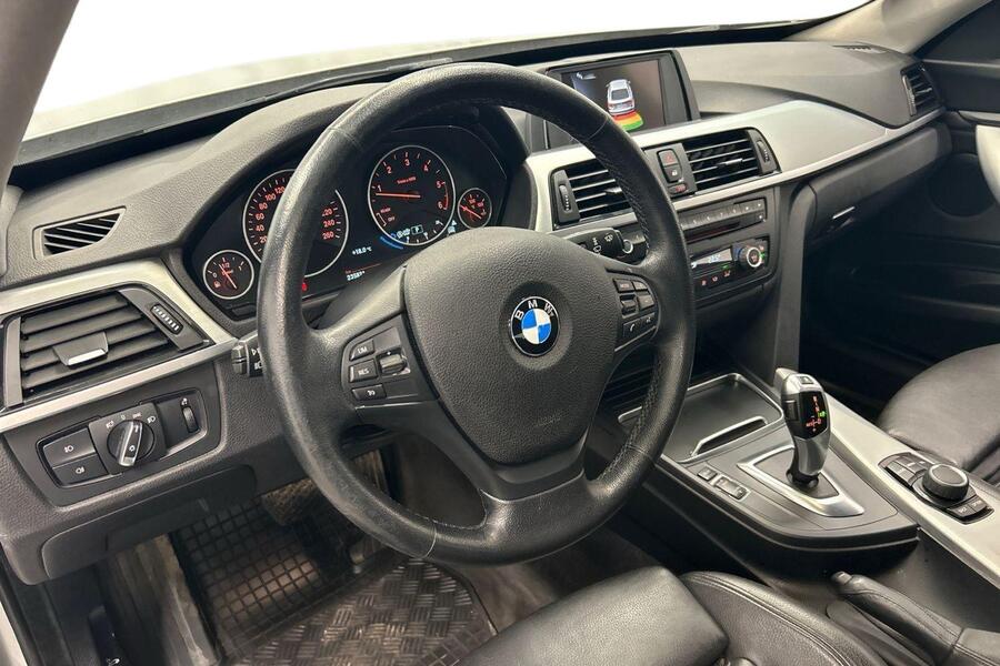 BMW 320 vaihtoauto