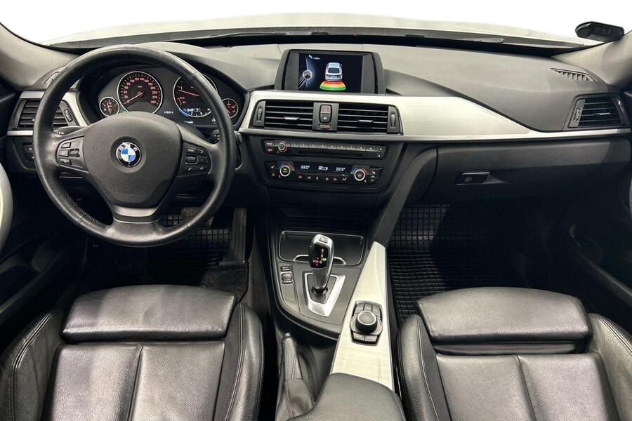 BMW 320 vaihtoauto