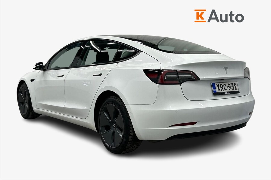 Tesla Model 3 vaihtoauto