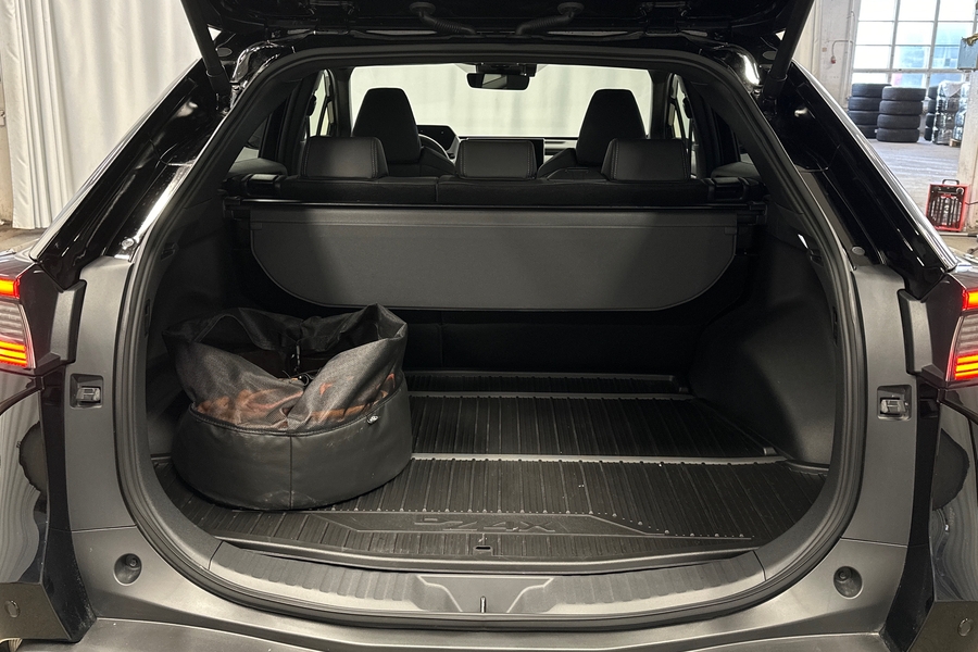 Toyota bZ4X vaihtoauto