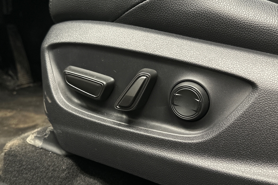 Toyota bZ4X vaihtoauto