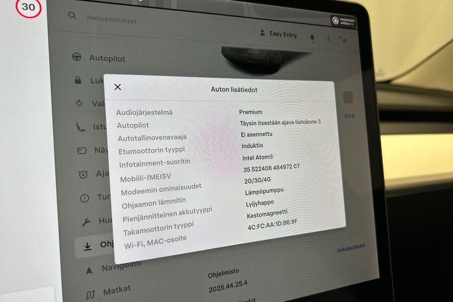 Tesla Model 3 vaihtoauto