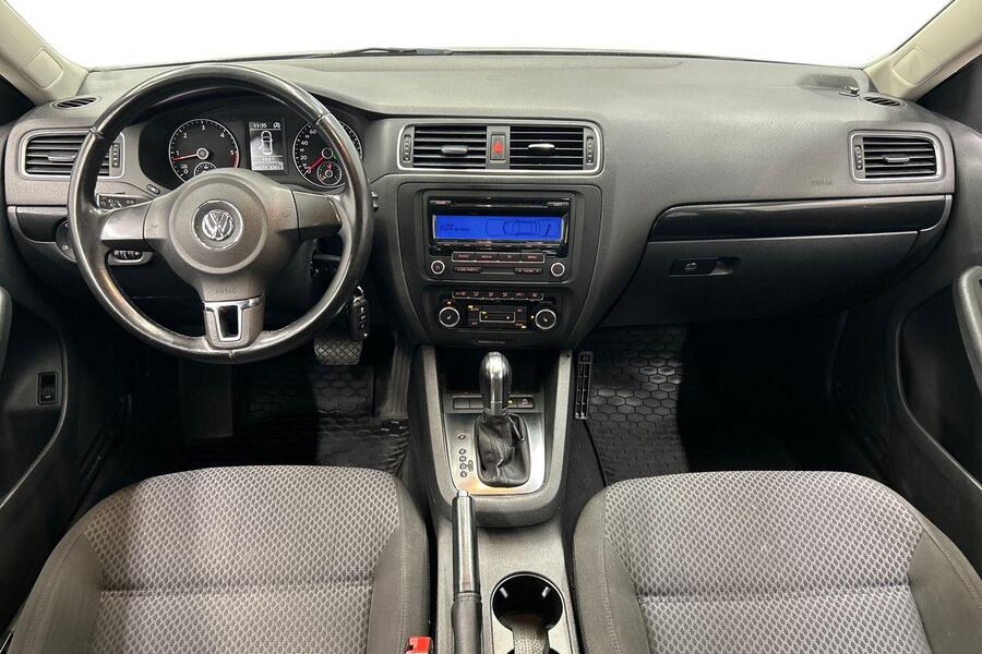 Volkswagen Jetta vaihtoauto