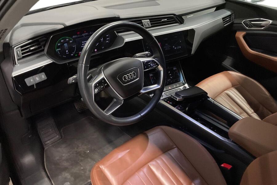 Audi e-tron vaihtoauto