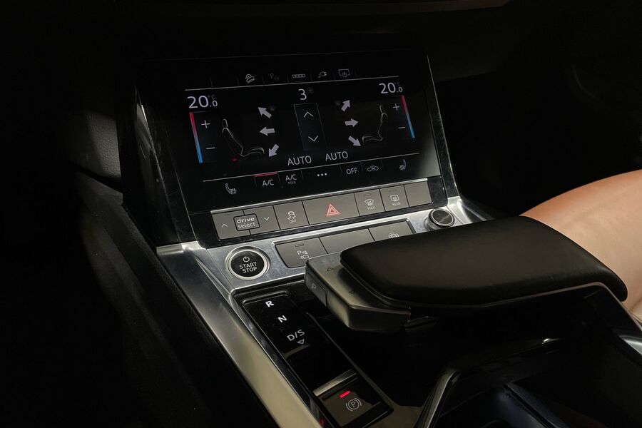 Audi e-tron vaihtoauto