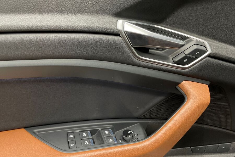 Audi e-tron vaihtoauto