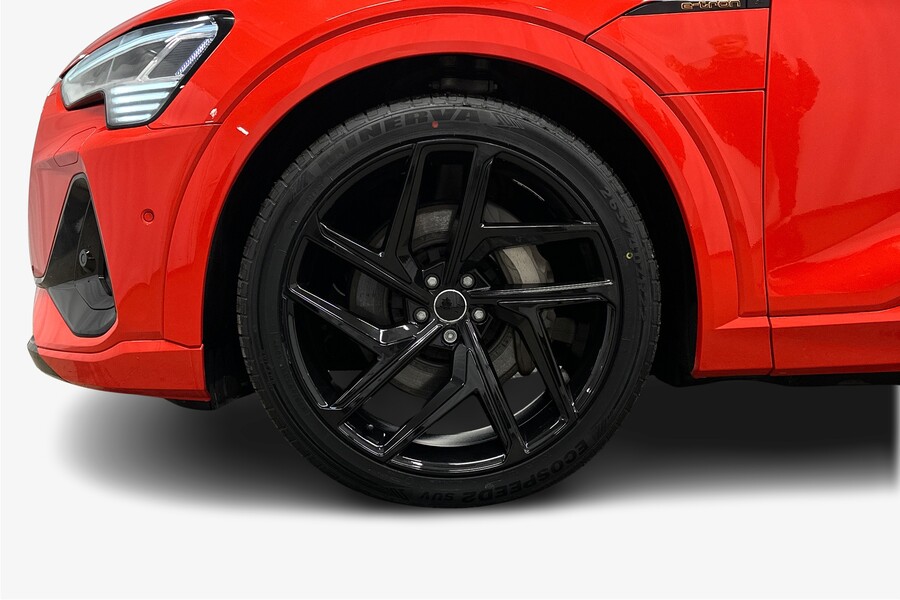 Audi e-tron vaihtoauto