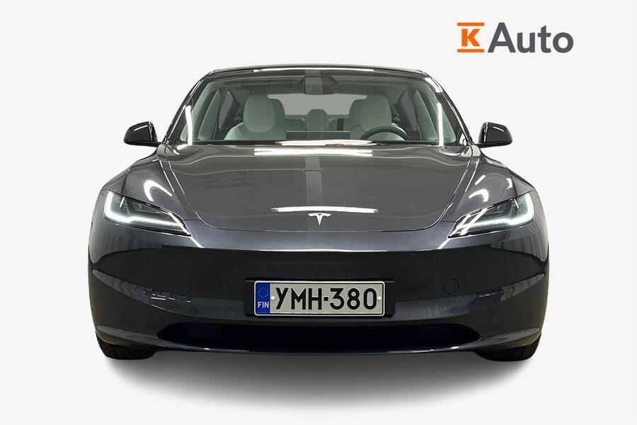 Tesla Model 3 vaihtoauto