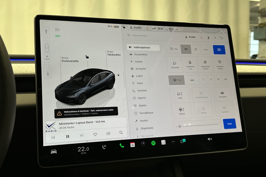 Tesla Model 3 vaihtoauto