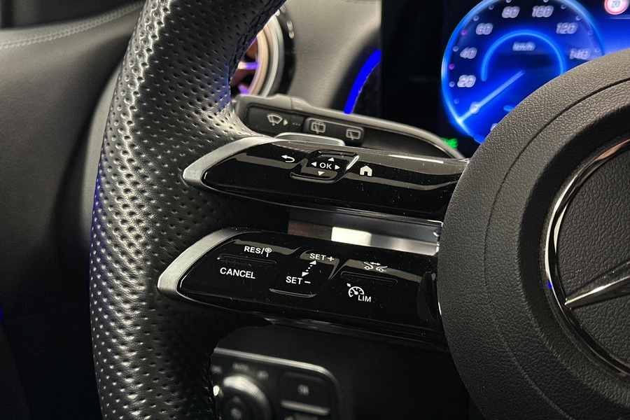 Mercedes-Benz EQB vaihtoauto