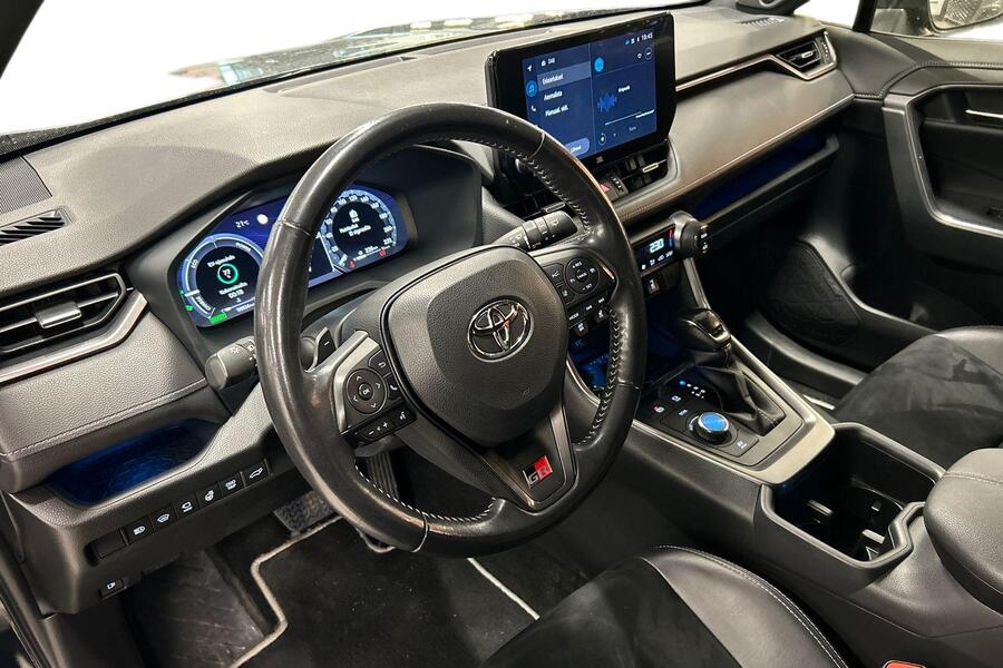 Toyota RAV4 vaihtoauto
