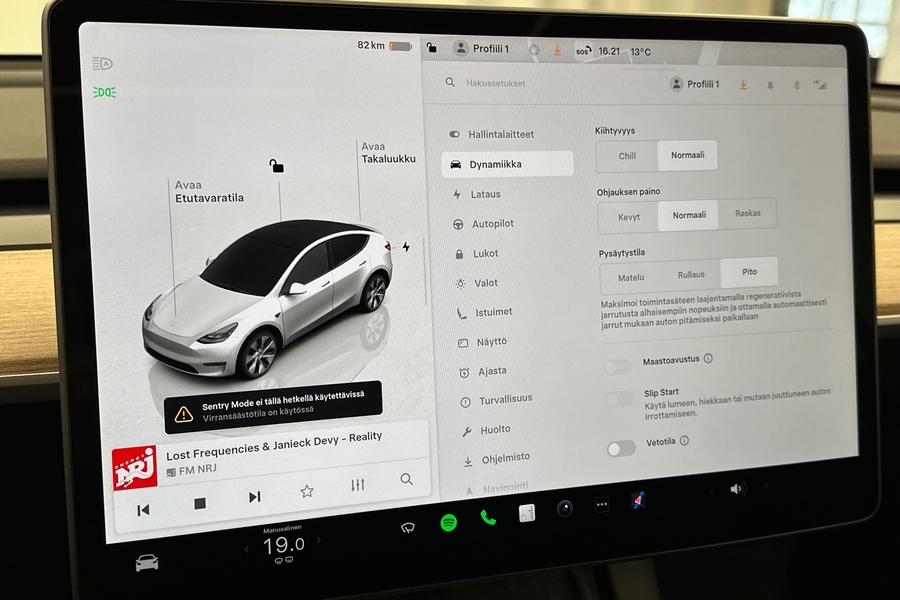 Tesla Model Y vaihtoauto